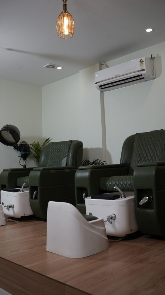 bridal salon seemadwar